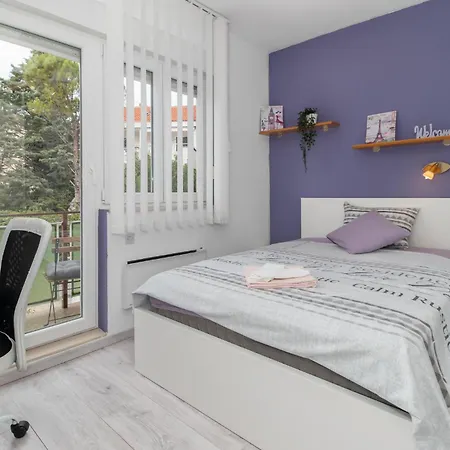 Apartment Beautiful In With Jacuzzi